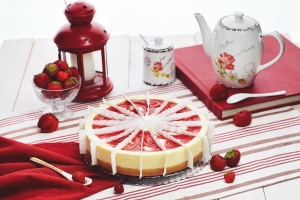 Чизкейк "New-York с клубникой", 1,20 кг (12 порций)